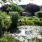 Le Pressoir Homestay