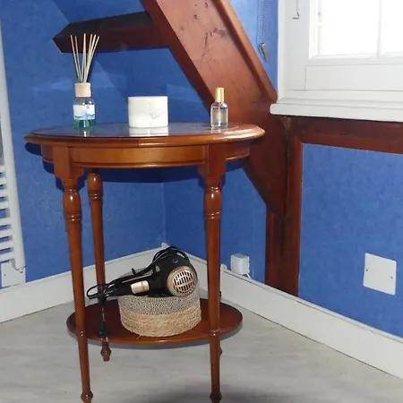 Le Pressoir בית אירוח